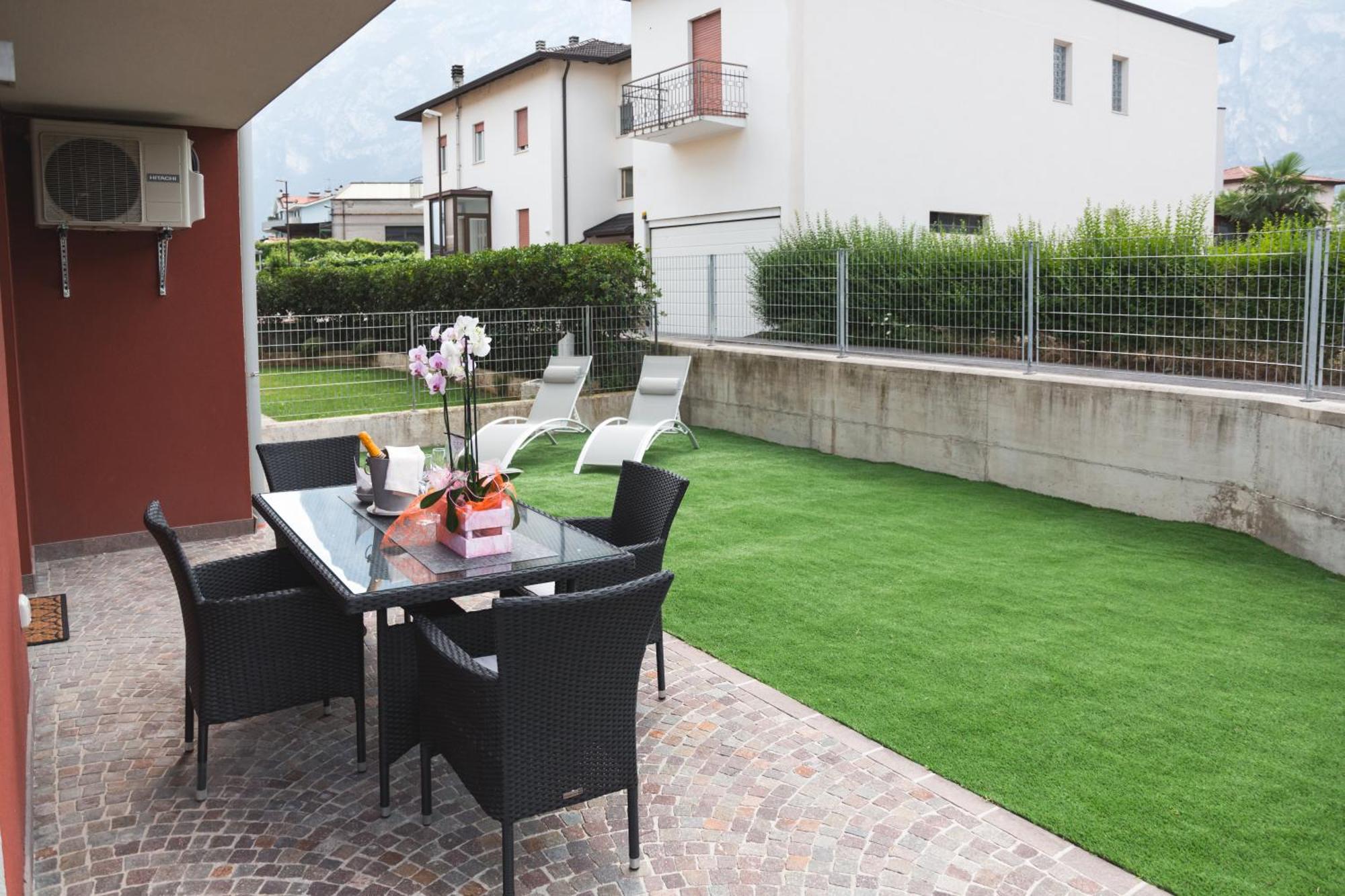 Appartamento Campagnola Piano Terra Con Giardino Privato Luaran gambar